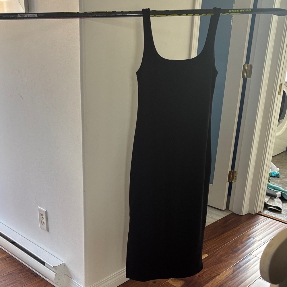 Vero Moda Classic Black Midi Dress